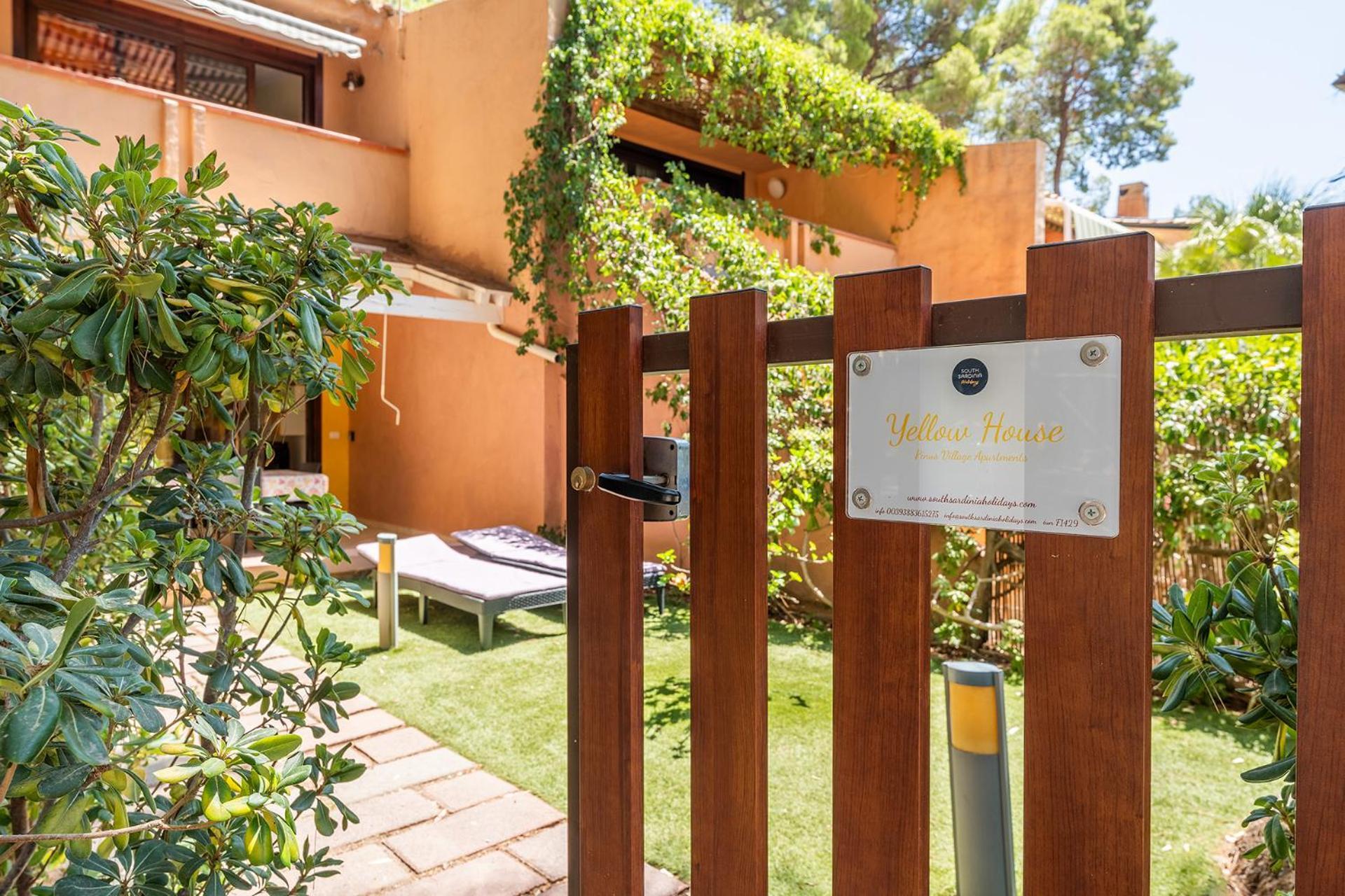 Pinus Village Apartments, 100M To Beach Santa Margherita di Pula Exterior foto